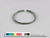 藏品(銅腕飾)的圖片